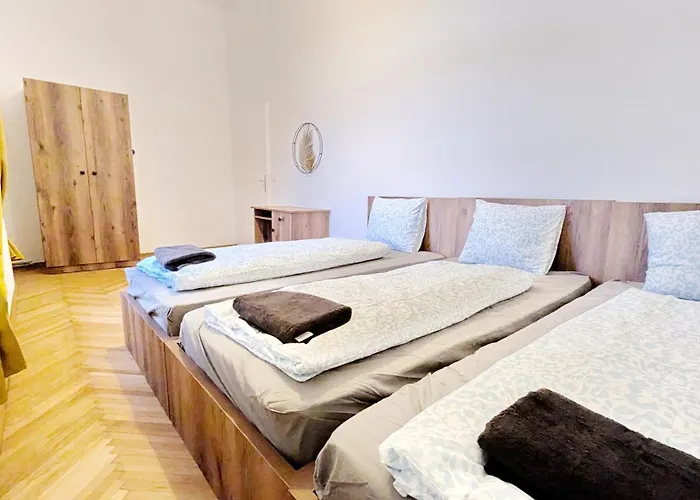 Spacious - 15 Min From Airport & Center, 5 Min From Main-bus Station Ez 1-9 * Viena