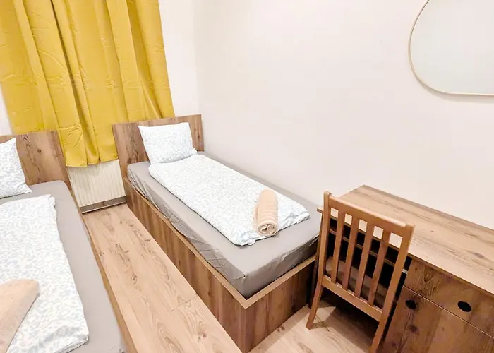 Spacious - 15 Min From Airport & Center, 5 Min From Main-bus Station Ez 1-9 Hospedagem domiciliar