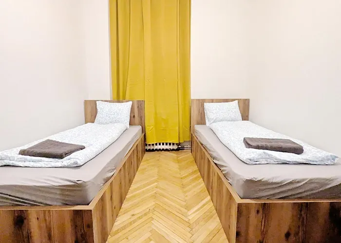 Spacious - 15 Min From Airport & Center, 5 Min From Main-bus Station Ez 1-9 * Viena