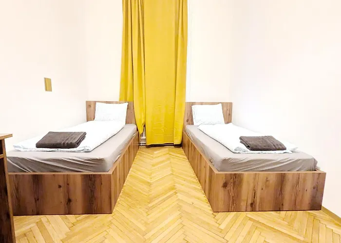 Spacious - 15 Min From Airport & Center, 5 Min From Main-bus Station Ez 1-9 Viena