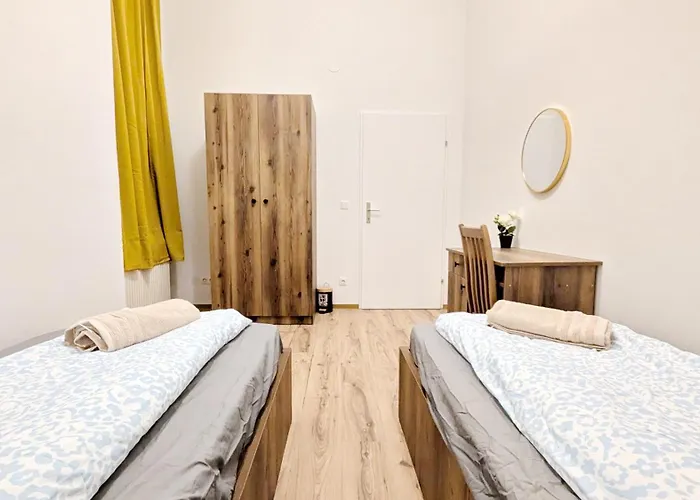 Spacious - 15 Min From Airport & Center, 5 Min From Main-bus Station Ez 1-9 * Viena
