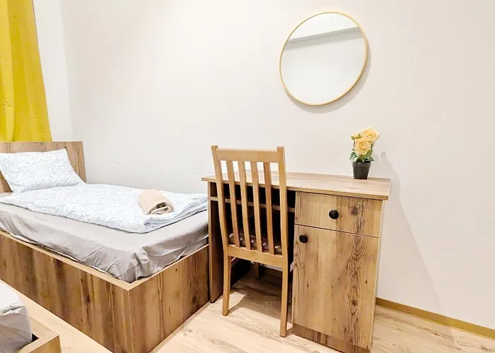 Spacious - 15 Min From Airport & Center, 5 Min From Main-bus Station Ez 1-9 * Viena